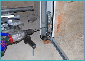 Hialeah Capitol Garage Door Repair Service Hialeah, FL 786-338-9488 Hialeah Capitol Garage Door Repair Service Hialeah, FL 786-338-9488 - garage-door-repair